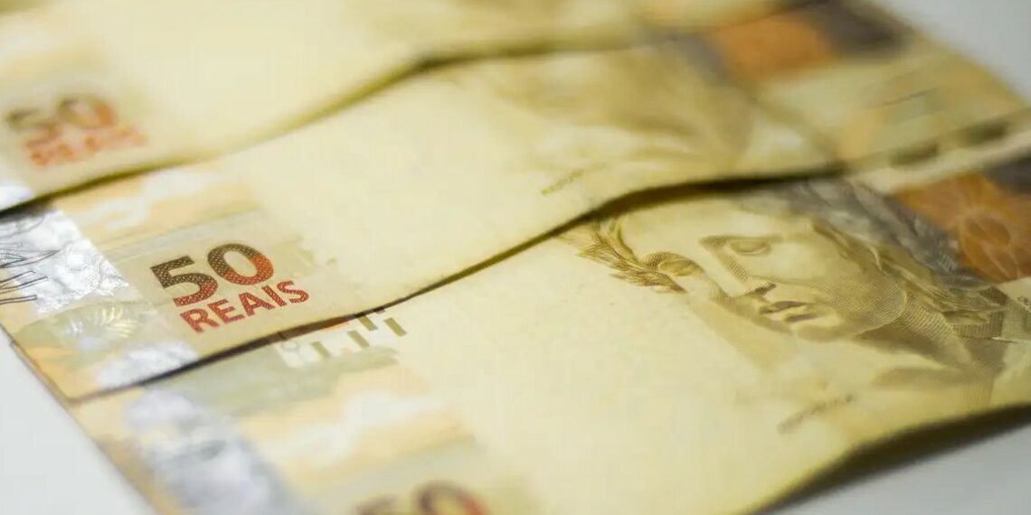 Novo programa Desenrola 2.0 usará FGTS para quitar dívidas, com bloqueio do uso de bets