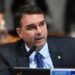 Pré-candidato à presidência, Flávio Bolsonaro afirma que propõe reduzir a maioridade penal
