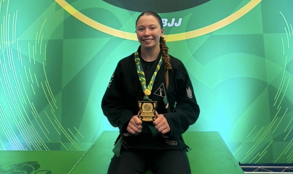 Sapiranguense Isabela Klein é campeã brasileira de Jiu-Jitsu