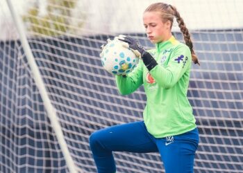 Goleira de Dois Irmãos, Josi Bencke é destaque no Grêmio e na Seleção