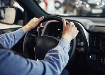 Linha de crédito do Governo beneficia motoristas de aplicativo e taxistas