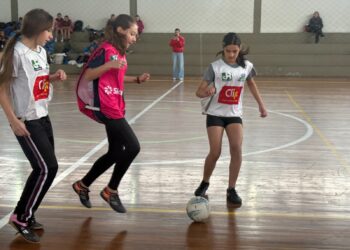 Definidos os finalistas da Copa Repercussão na Escola de Futsal SICREDI/CLIP de Dois Irmãos
