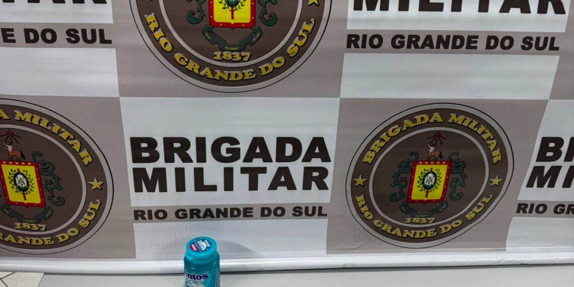 Brigada Militar prende três pessoas por tráfico de drogas em Sapiranga
