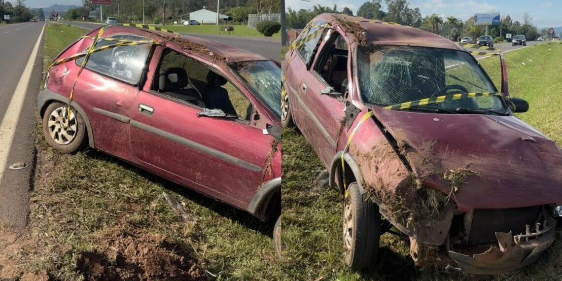 Carro sai da pista e cai em valeta central da RS-239 na manhã deste domingo (21)