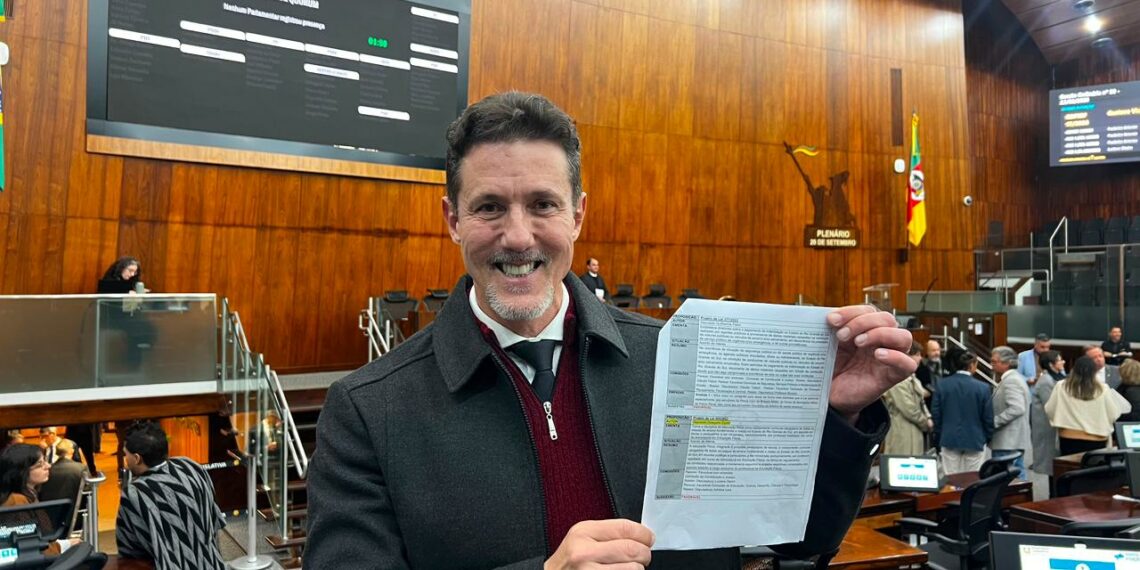 Projeto do Delegado Zucco que garante três aulas semanais de Educação Física e exige professores habilitados é aprovado na Assembleia Legislativa