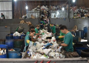 Com baixa separação de resíduos sólidos, região precisa mudar hábitos