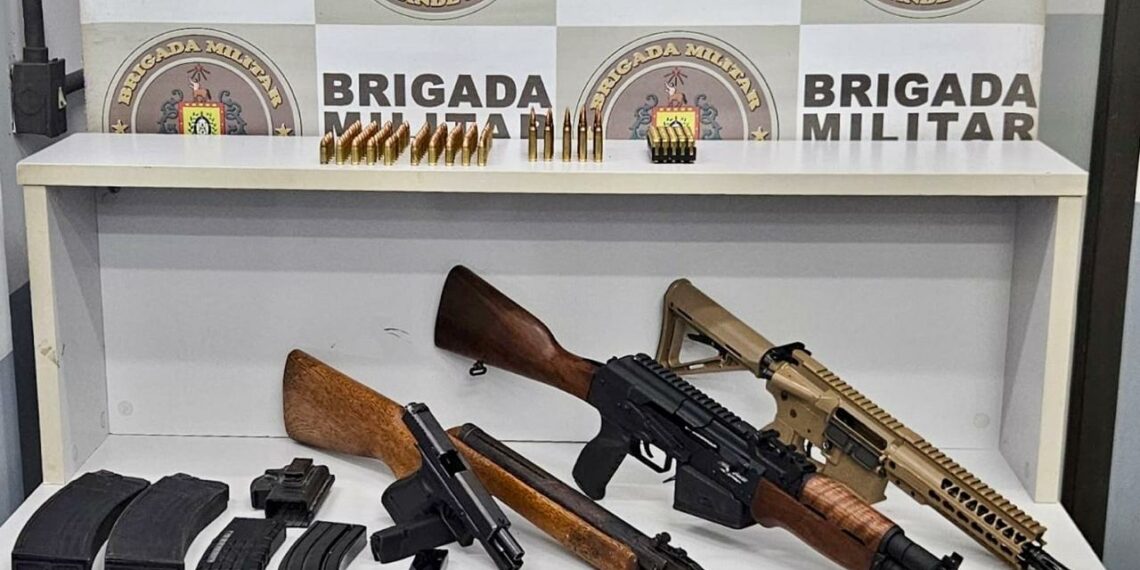 Brigada Militar apreende quatro armas e prende homem em Sapiranga