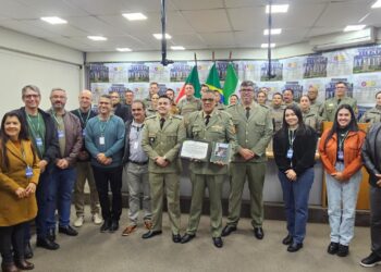 Câmara de Vereadores de Sapiranga homenageia 1.º Sargento Marcelo Souza