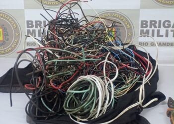 Homem é preso em flagrante por furto de fios em residência de Campo Bom