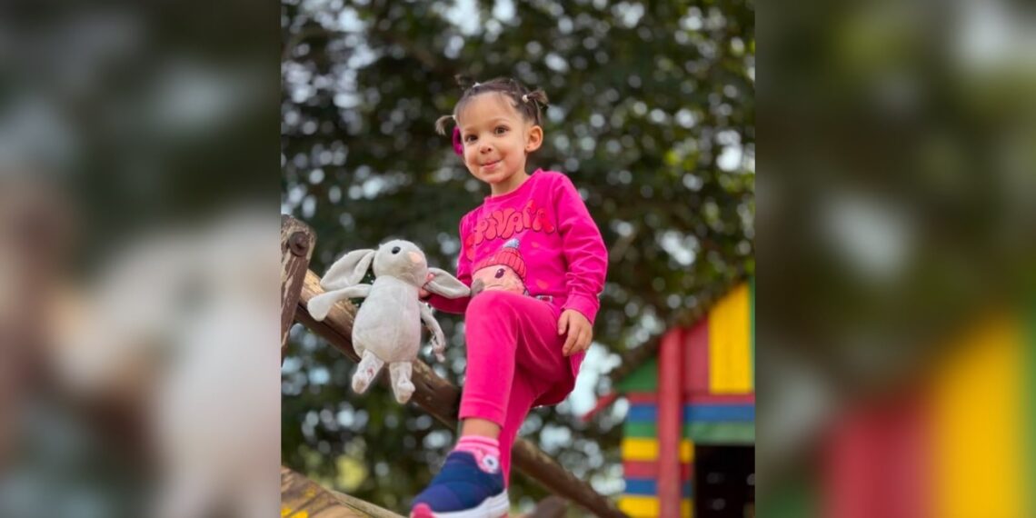 “Daquelas crianças que ensinam sem dizer uma palavra”, diz diretora da escola da pequena Sophia