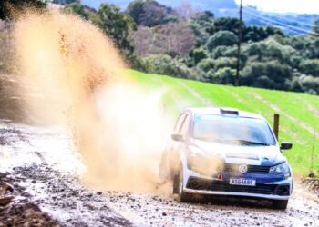 Dupla gaúcha assume liderança do Brasileiro de Rally após etapa de Nova Prata