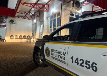 Motorista foge sem prestar socorro após acidente, em Dois Irmãos
