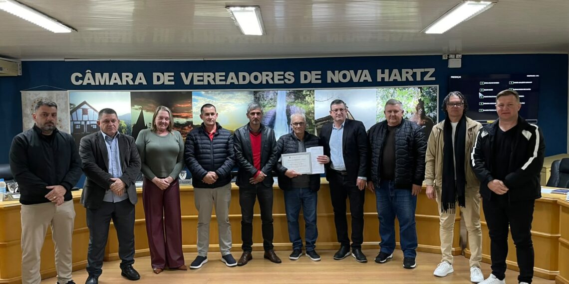 Câmara de Nova Hartz apresenta novas iniciativas e reconhece trabalho realizado para a comunidade