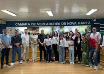 Câmara aprova homenagem a Tadiana Hennrich e destaca novos projetos de inclusão em Nova Hartz