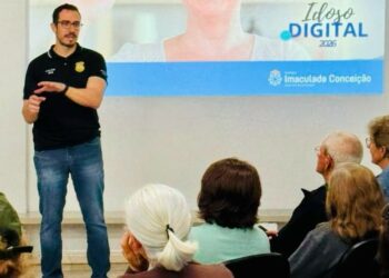 Polícia Civil palestra sobre prevenção a golpes virtuais para idosos em Dois Irmãos