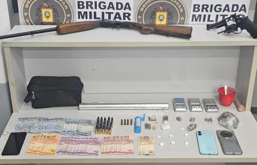 Dois homens são presos por tráfico de drogas e posse irregular de arma em Campo Bom