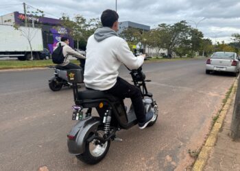 Condutores e terceiros devem sempre manter cuidado no trânsito | Foto: Arquivo/GR