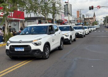 Desfile de 7 de Setembro destaca nova frota de veículos e consolidação do modelo cívico-cidadã em Campo Bom