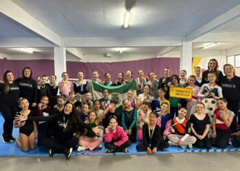 Ginastas de Sapiranga participam de festival de ginástica artística em Farroupilha