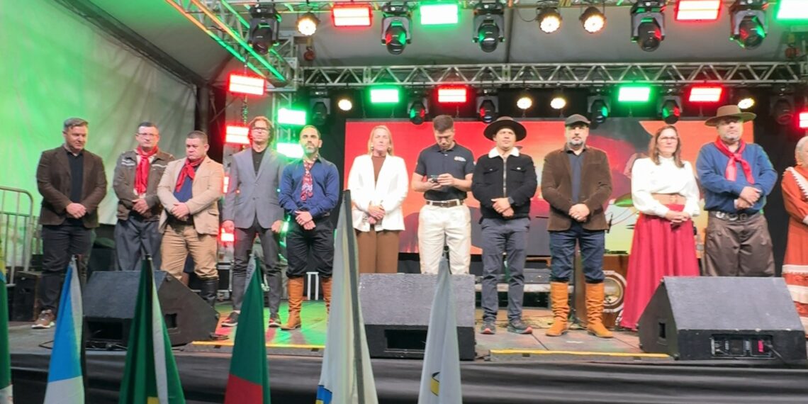 Câmara celebra a cultura gaúcha em Sessão Solene alusiva à 1ª Semana Farroupilha de Nova Hartz