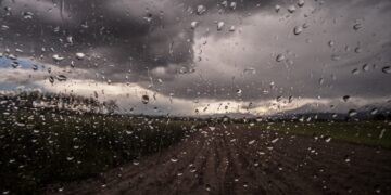 Chuva de até 300 mm pode atingir o RS entre este domingo e terça-feira