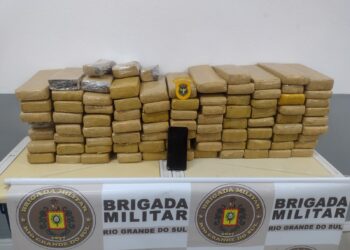 Motorista é flagrado com 75 kg de maconha a caminho de Sapiranga