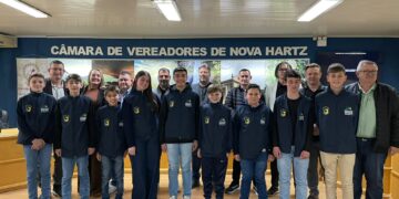 33ª sessão celebra estreia oficial da Câmara Mirim e aprova nomes de ruas e auxílio escolar em Nova Hartz