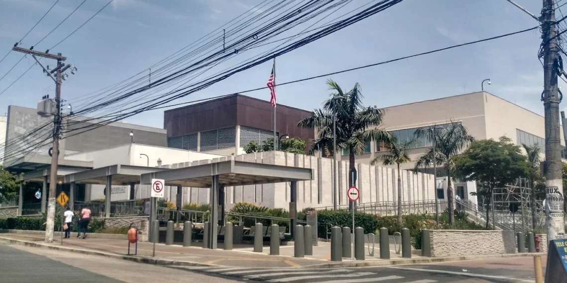 EUA suspendem serviços da Embaixada no Brasil, por questões de segurança