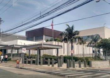 EUA suspendem serviços da Embaixada no Brasil, por questões de segurança